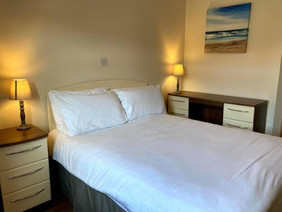 Charlies Lane Apartment Donegal Town Bagian luar foto